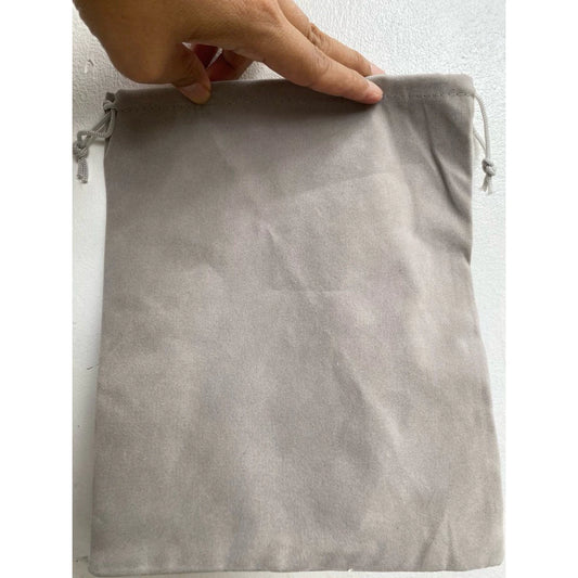 Leap QUALITY VELVET DRAWSTRING CHESS PIECE POUCH - Gray