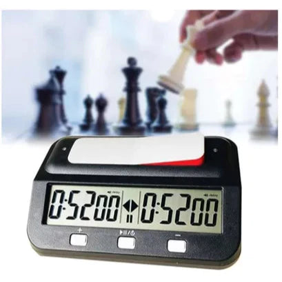 Windmill DeLuxe chess set (with digital chess clock!)