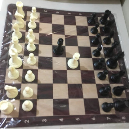 Staunton Premium chess set(pieces + mouse pad board + large nylon bag)