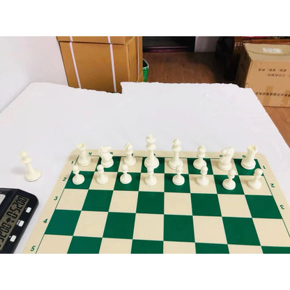 Staunton Emisario Chess set (chess pieces only)